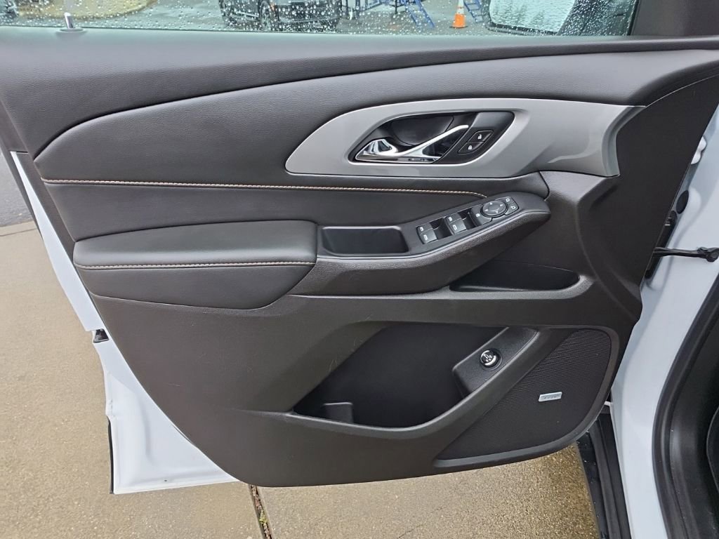 Used 2021 Chevrolet Traverse RS AWD/4WD image 25