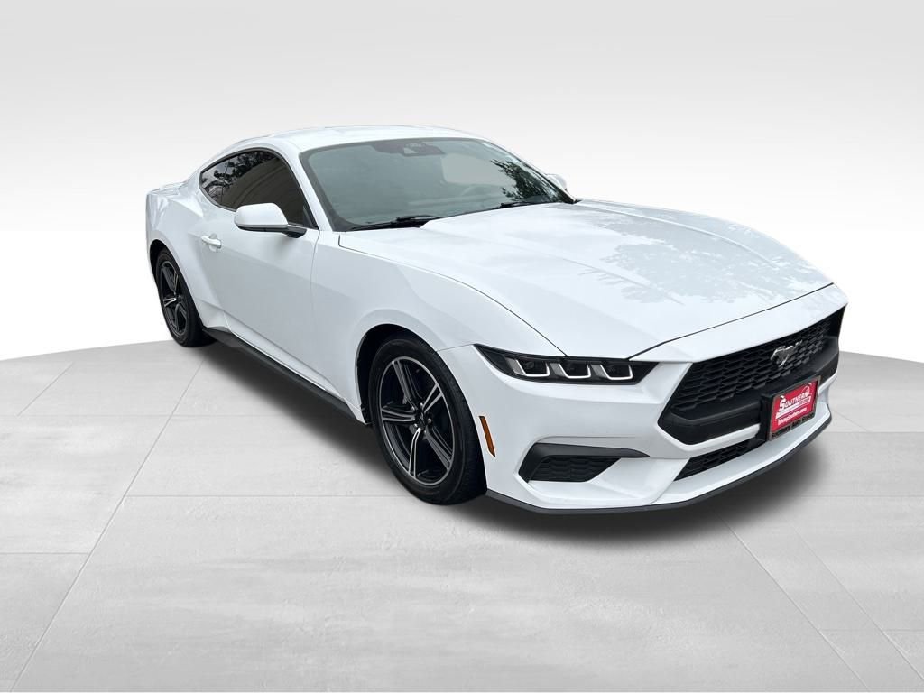 Used 2024 Ford Mustang Premium image 8