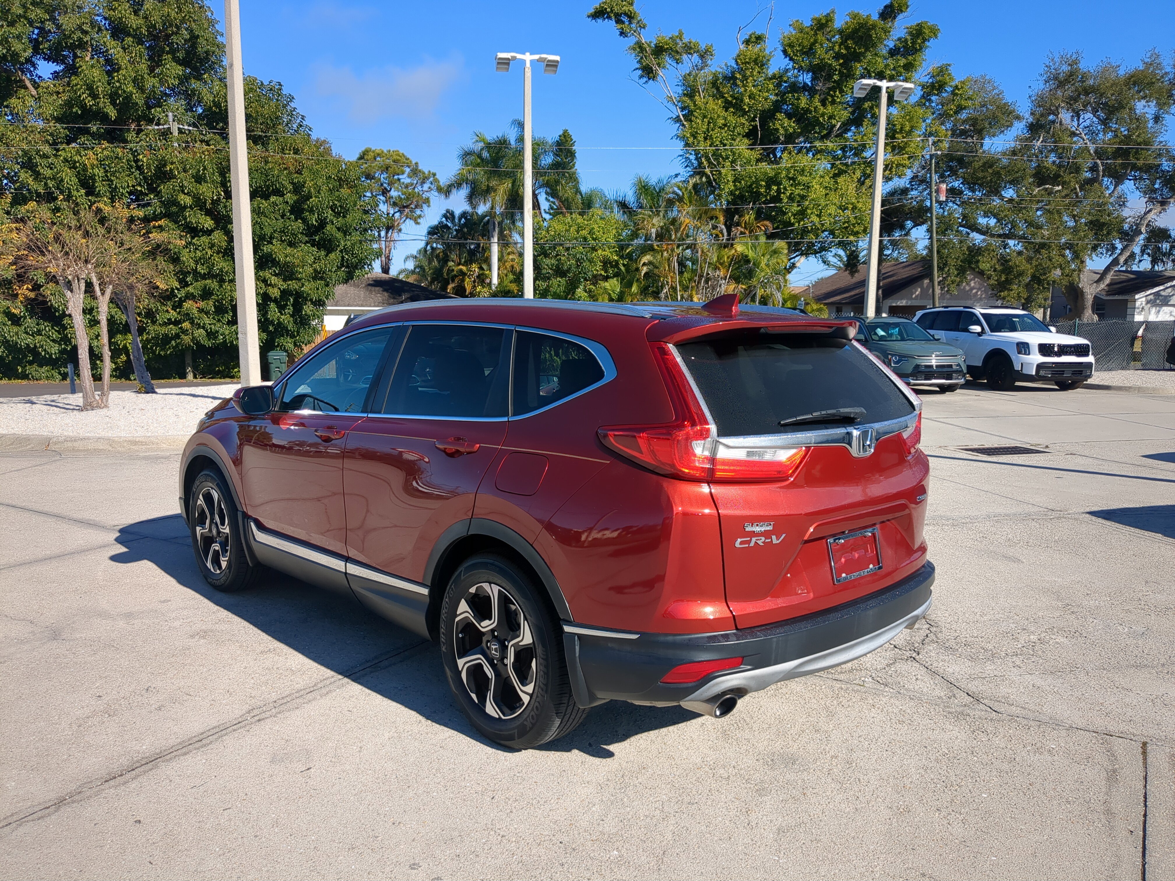 Used 2018 Honda CR-V Touring image 6