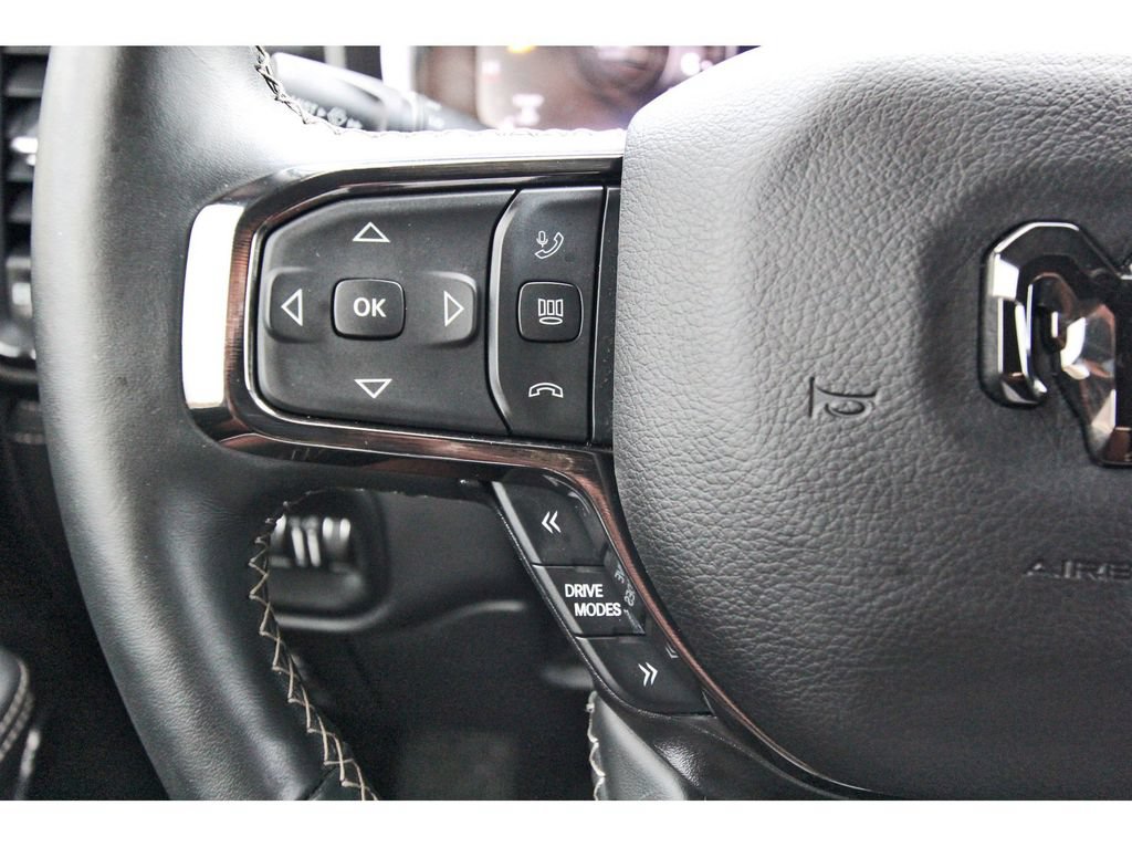 Used 2025 RAM 1500 Limited w/ Body Color Bumper Group AWD/4WD image 19