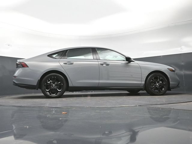 Certified 2025 Honda Accord SE image 24