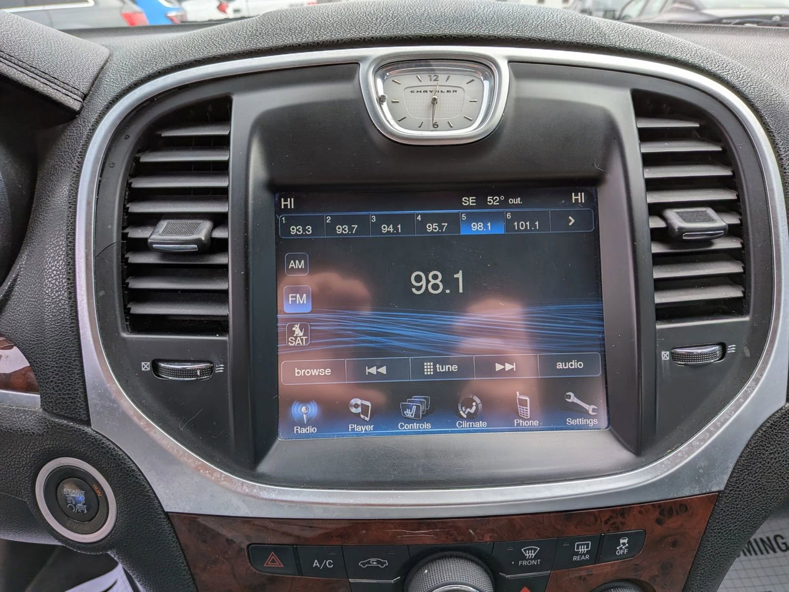 Used 2012 Chrysler 300 Limited image 40