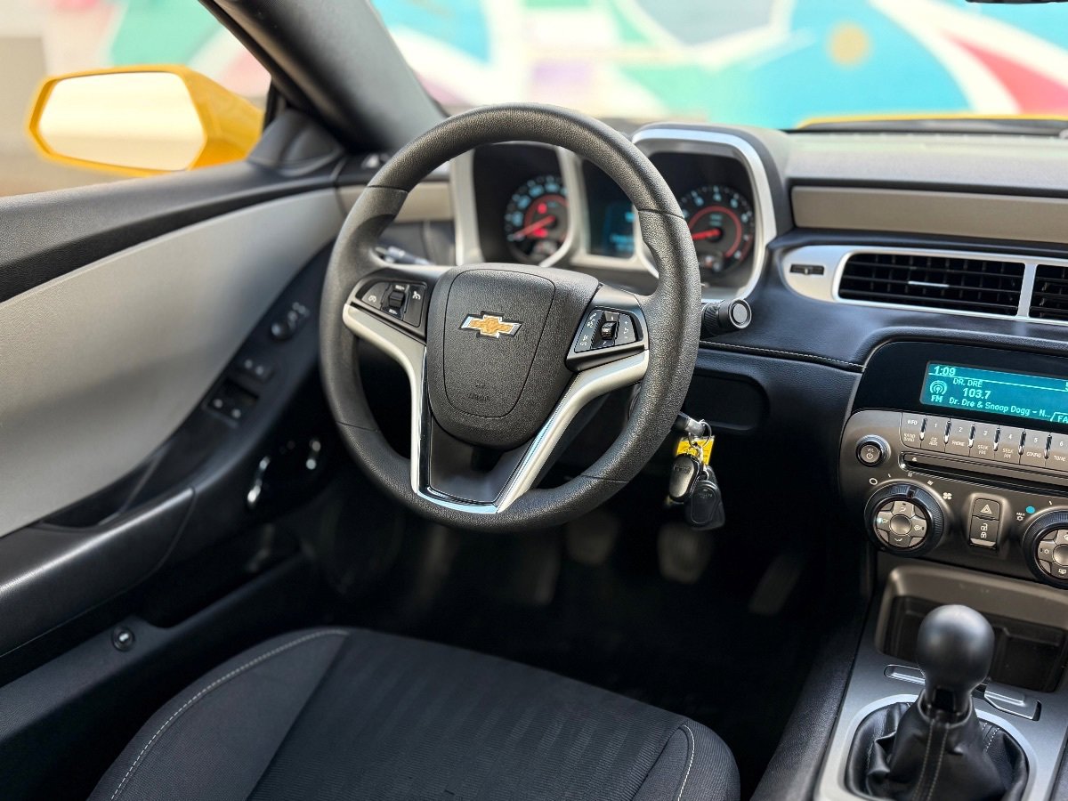 Used 2012 Chevrolet Camaro LS RWD image 16