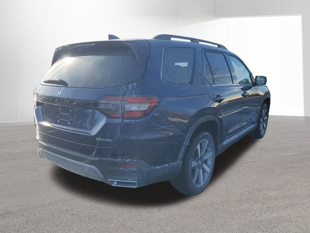 New 2025 Honda Pilot Touring image 13