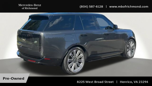 Used 2023 Land Rover Range Rover SE AWD/4WD image 2