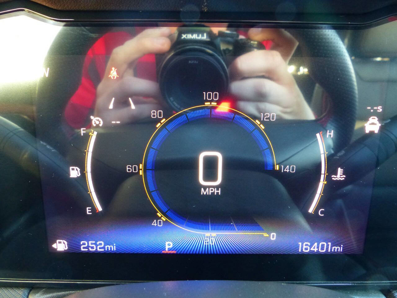 Used 2024 Chevrolet TrailBlazer RS w/ Driver Confidence Package image 26