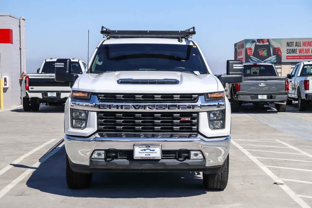 Used 2020 Chevrolet Silverado 2500 LT w/ Convenience Package AWD/4WD image 2