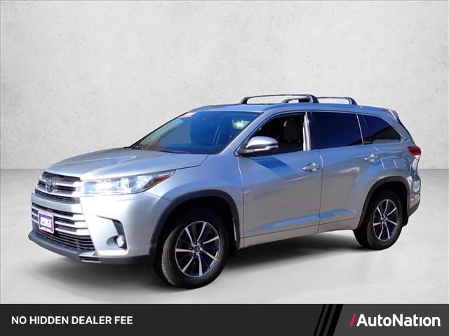 Certified 2018 Toyota Highlander XLE AWD/4WD image 1