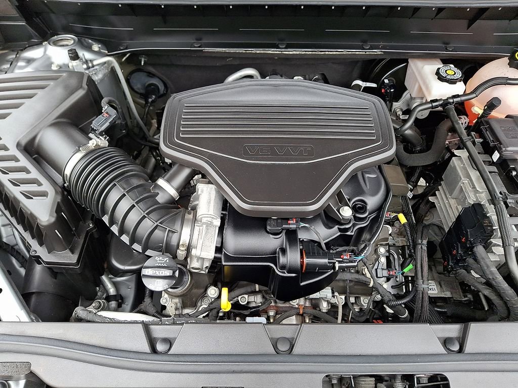 Used 2023 GMC Acadia AT4 w/ Technology Package image 31