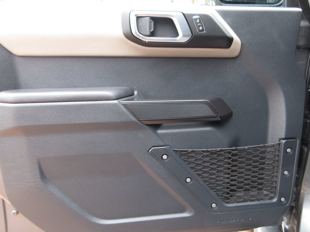 Certified 2024 Ford Bronco Wildtrak AWD/4WD image 10