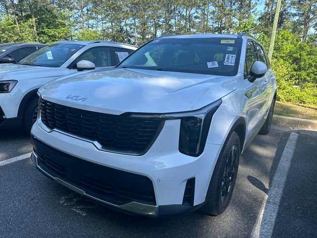 Used 2025 Kia Sorento S FWD image 3