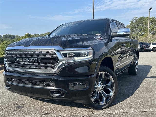 Used 2022 RAM 1500 Limited w/ Body Color Bumper Group video 1