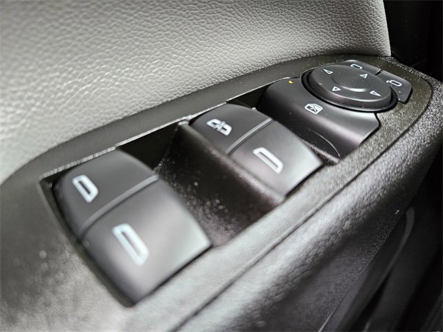 Used 2024 Chevrolet Equinox LT image 31