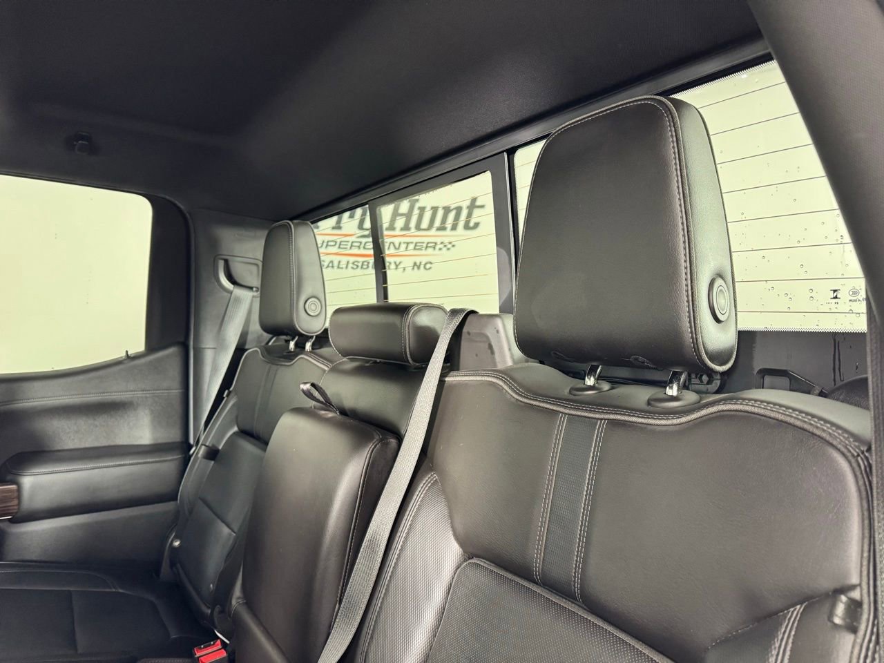 Used 2019 Chevrolet Silverado 1500 High Country image 27