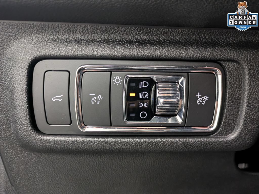 Used 2022 Lincoln Corsair AWD w/ Premium Package image 24