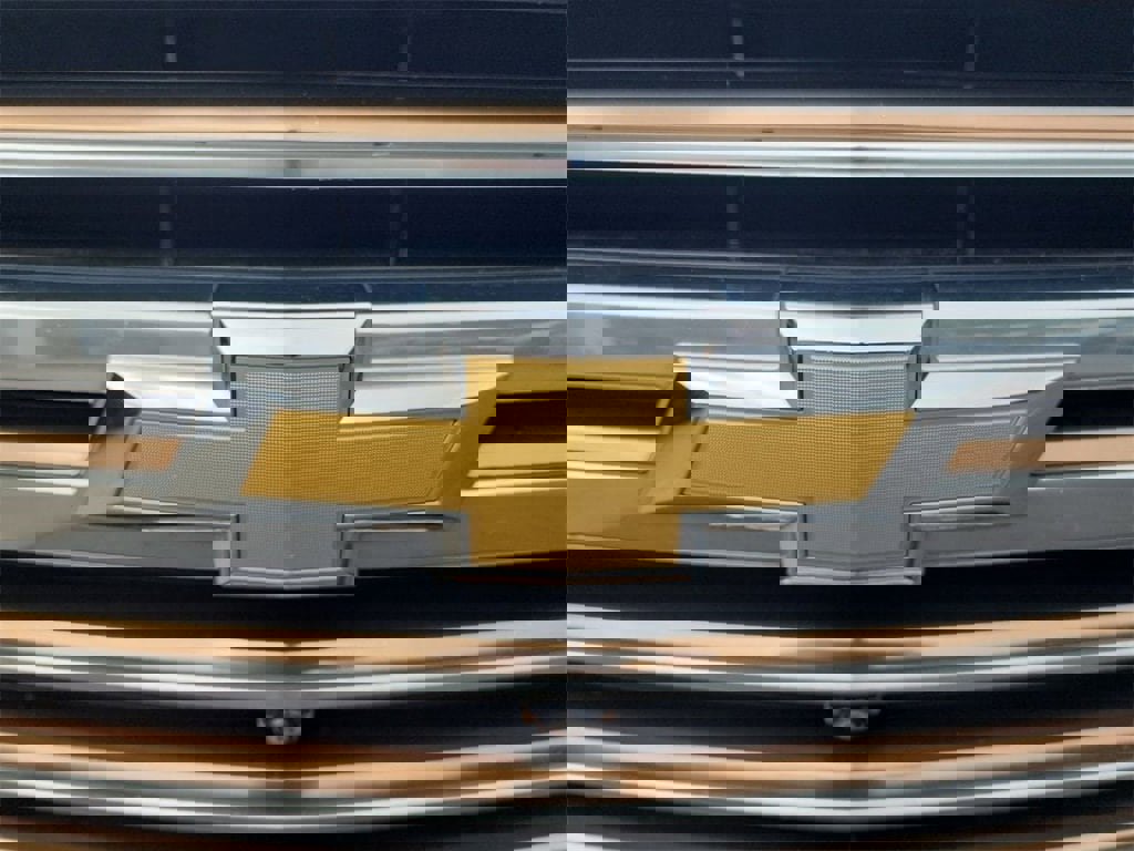 Certified 2021 Chevrolet Suburban High Country w/ Premium Package image 32