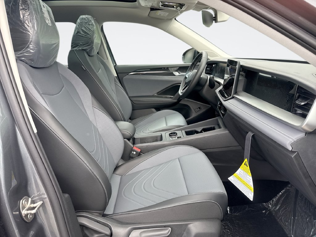 New 2026 Volkswagen Tiguan SE AWD/4WD image 25