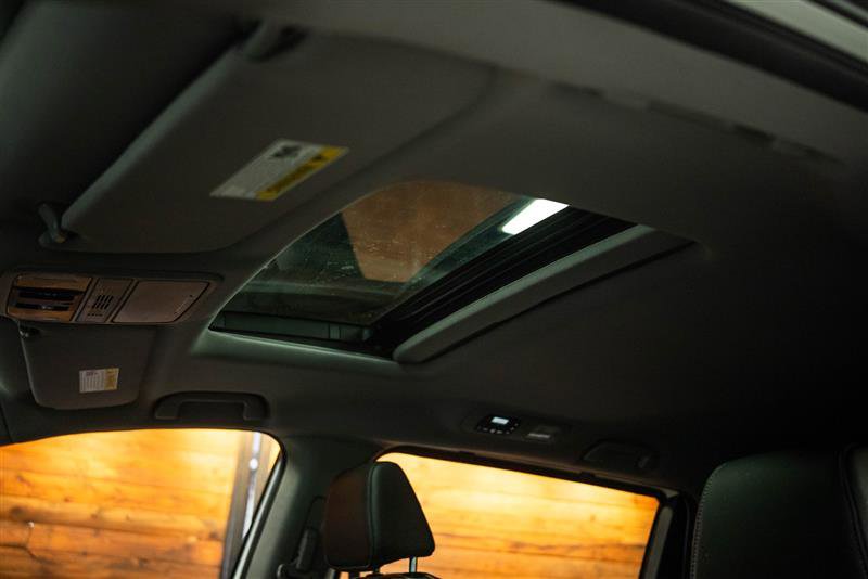 Used 2024 Honda Odyssey EX-L image 26