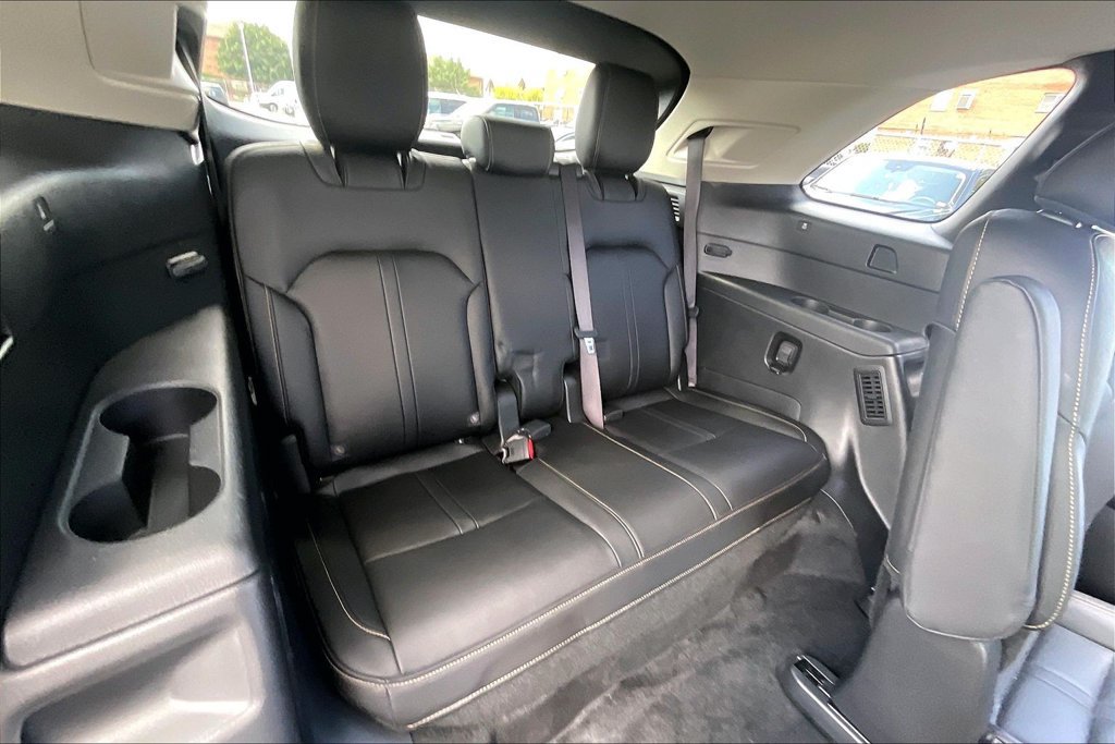 Used 2025 MAZDA CX-90 3.3 Turbo w/ Preferred Package AWD/4WD image 27