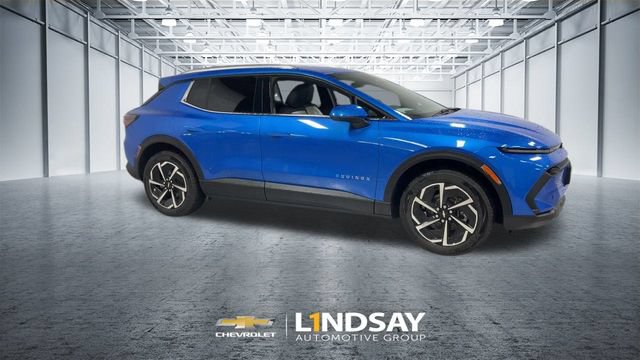 New 2026 Chevrolet Equinox EV LT AWD/4WD image 3