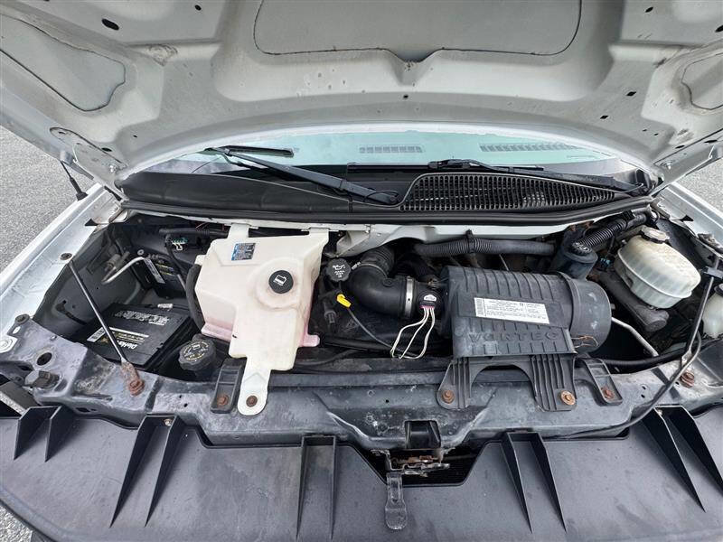 Used 2007 Chevrolet Express 1500 image 29