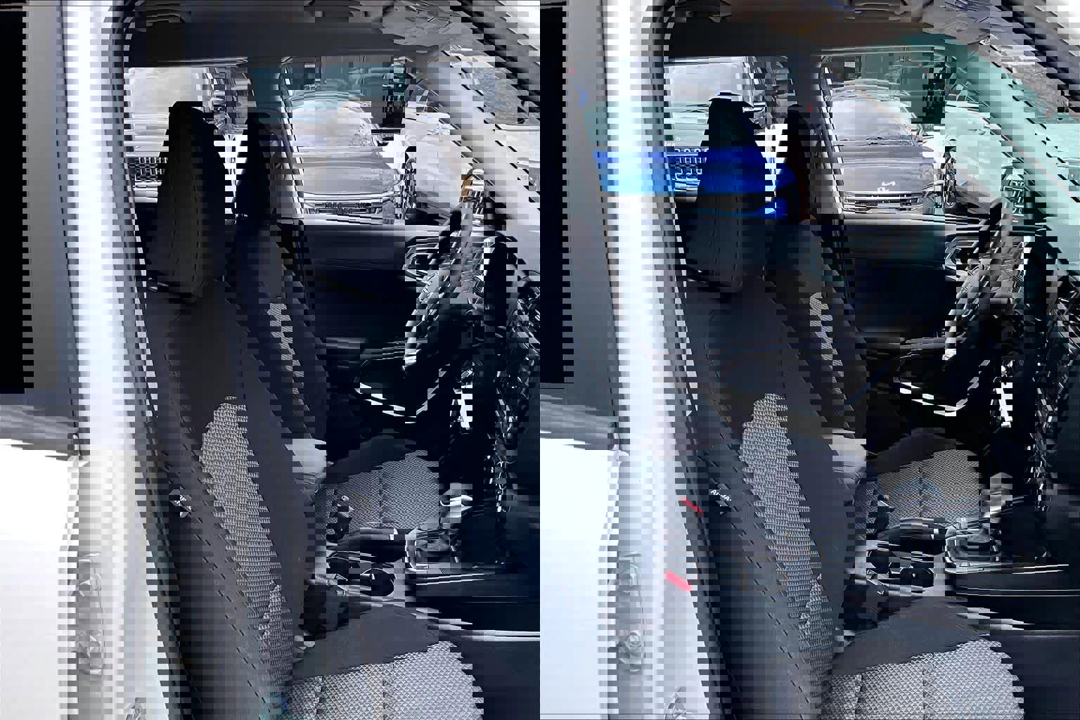 Used 2023 Kia Soul LX image 9