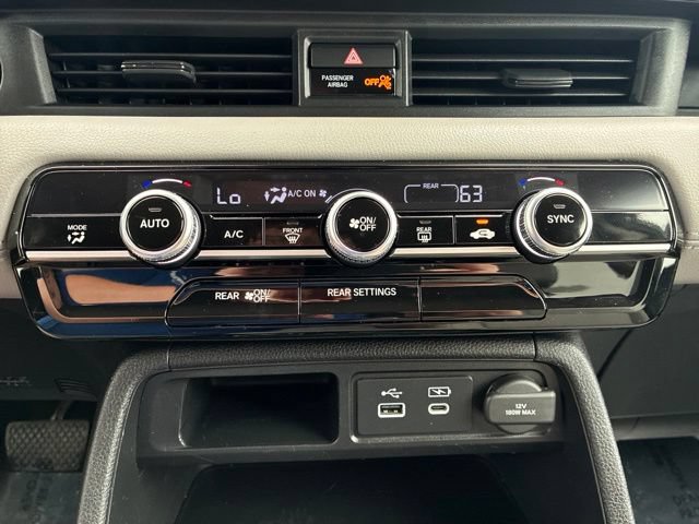 Used 2023 Honda Pilot LX image 35