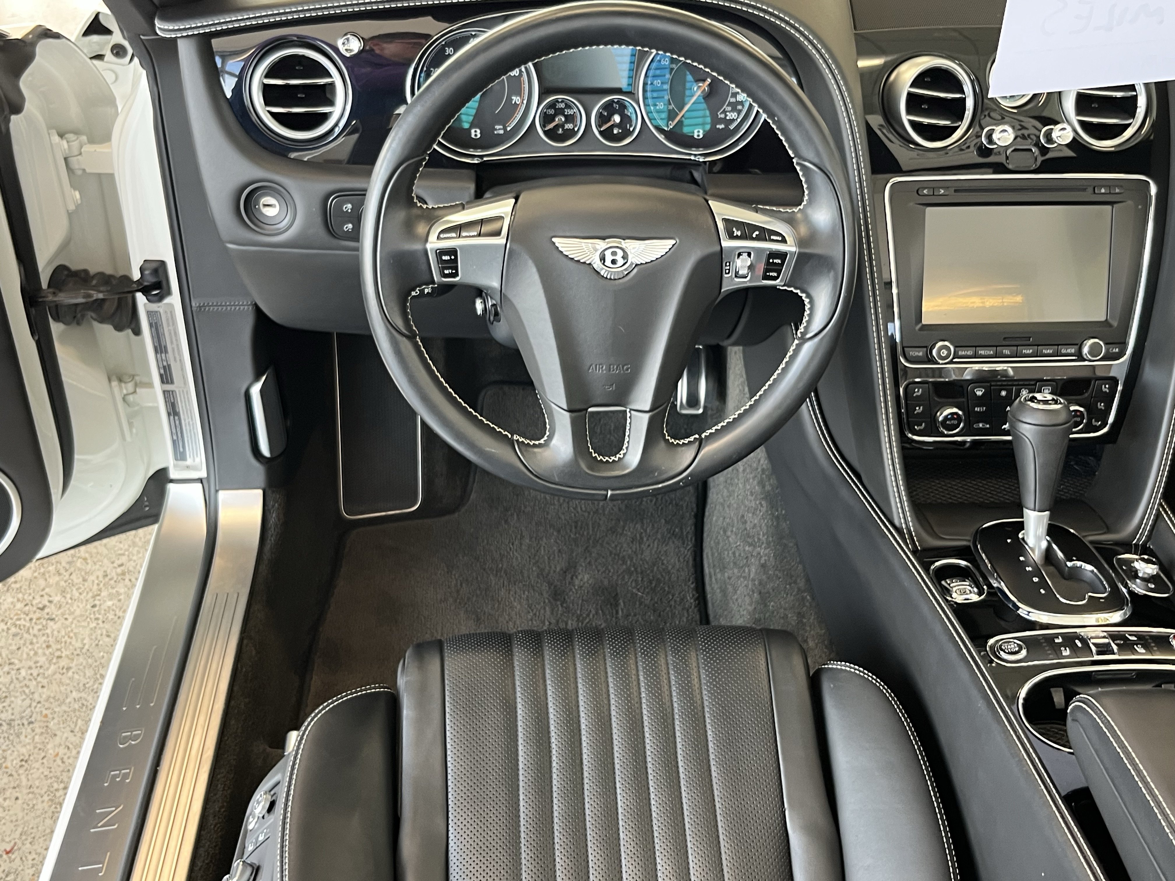 Used 2017 Bentley Continental GT AWD/4WD image 8