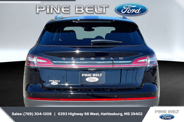 Used 2022 Lincoln Nautilus Black Label w/ Class II Trailer Tow Package image 4