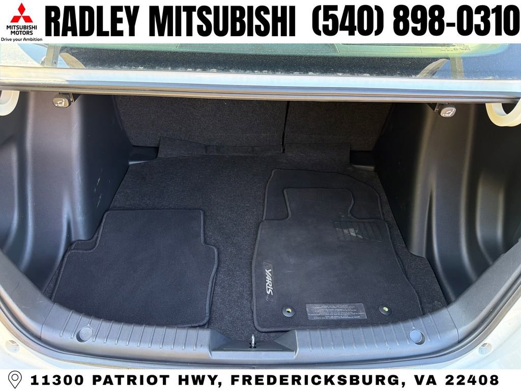 Used 2019 Toyota Yaris LE image 12