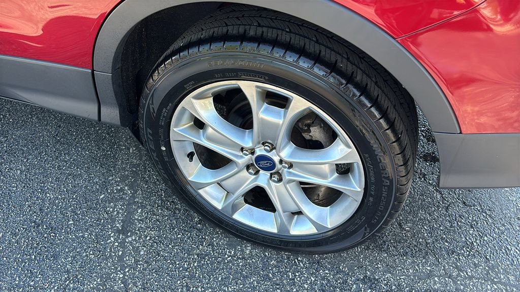 Used 2015 Ford Escape Titanium image 9