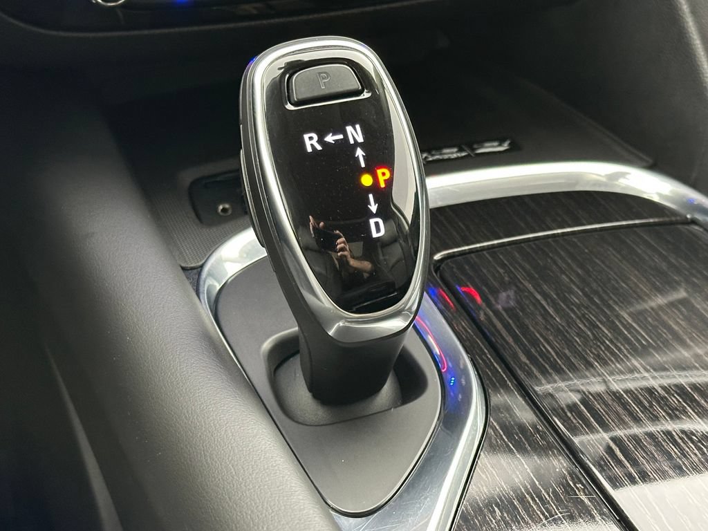 Used 2020 Buick Enclave Avenir w/ Avenir Technology Package FWD image 28