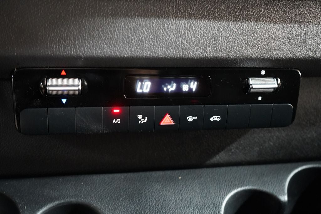 Used 2023 Mercedes-Benz Sprinter 2500 image 10