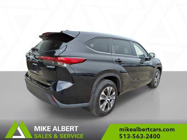 Used 2021 Toyota Highlander XLE image 7