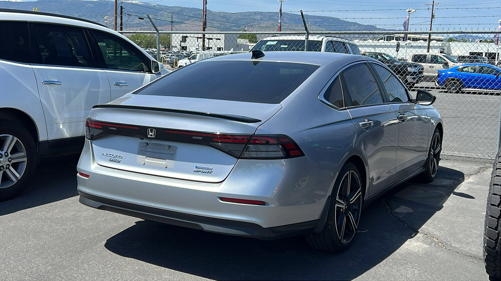 Used 2023 Honda Accord Sport image 3