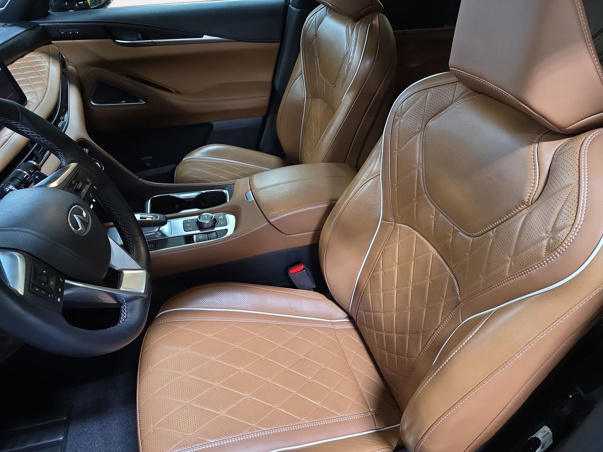 Certified 2024 INFINITI QX60 Autograph w/ Cargo Package image 16