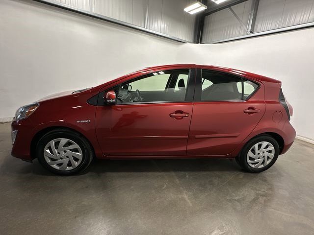 Used 2015 Toyota Prius C Two image 2
