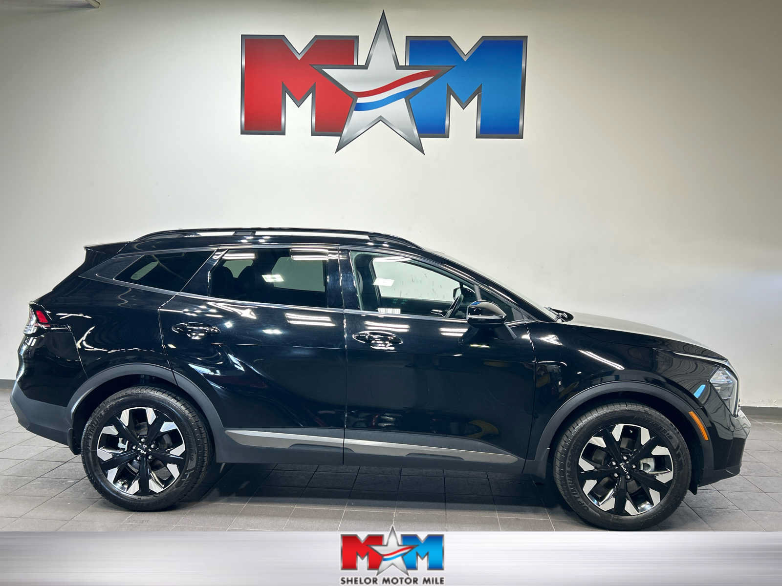 Used 2023 Kia Sportage X-Line w/ X-Line Premium Package AWD/4WD image 1
