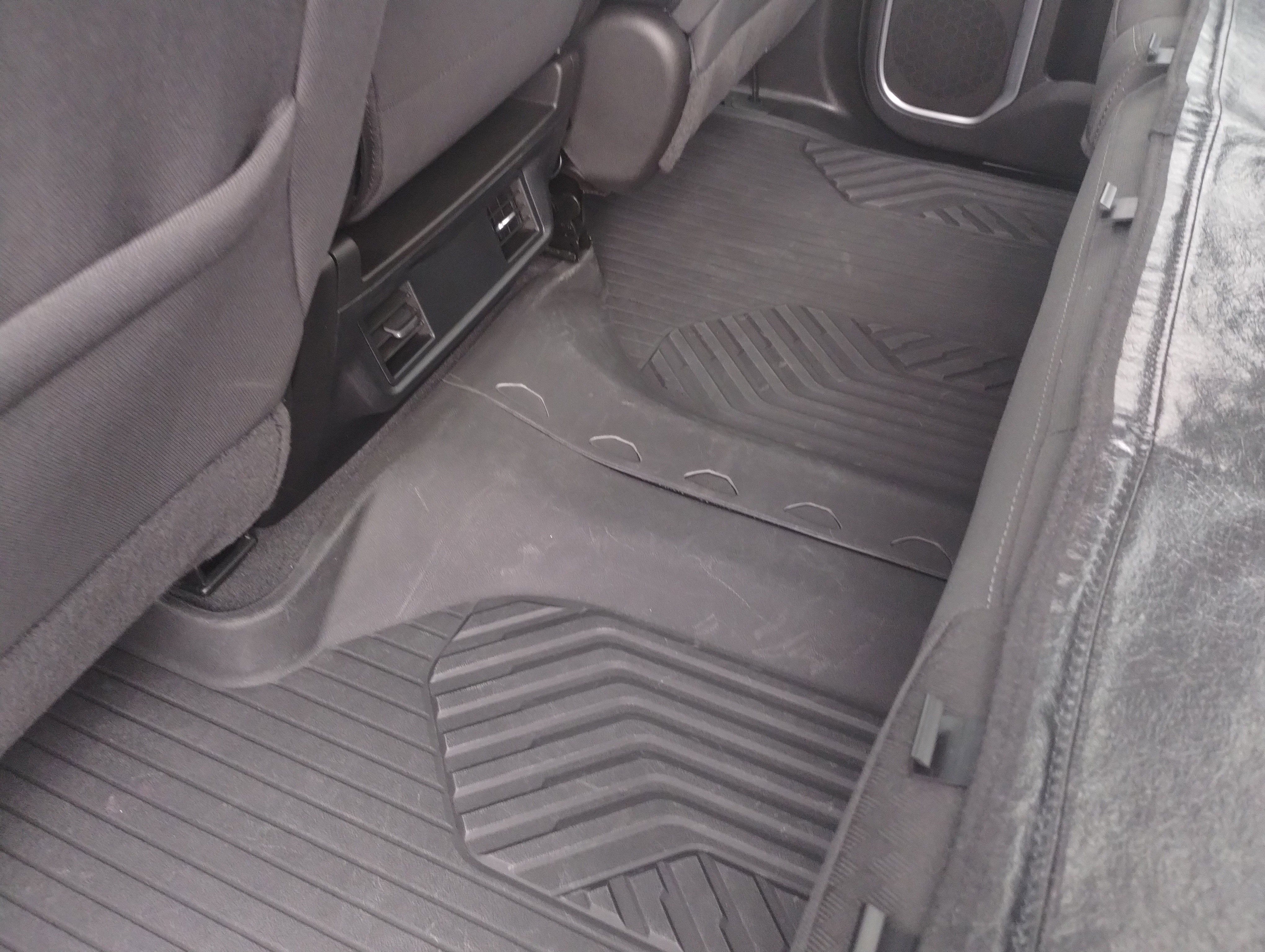 Used 2024 Chevrolet Silverado 2500 LT image 18