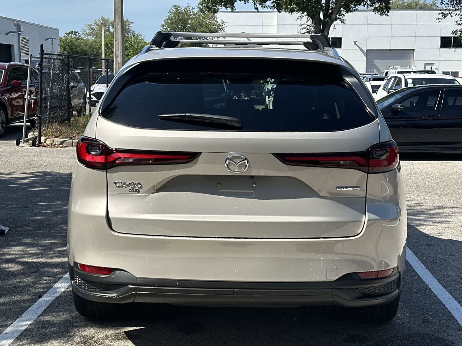 Used 2024 MAZDA CX-90 Plug-In Hybrid w/ Preferred AWD/4WD image 7