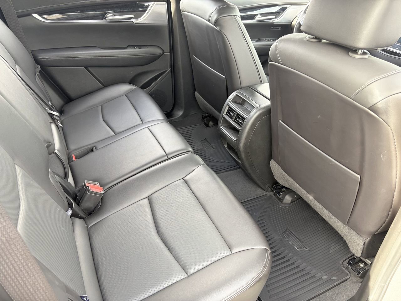Certified 2025 Cadillac XT5 Premium Luxury image 15