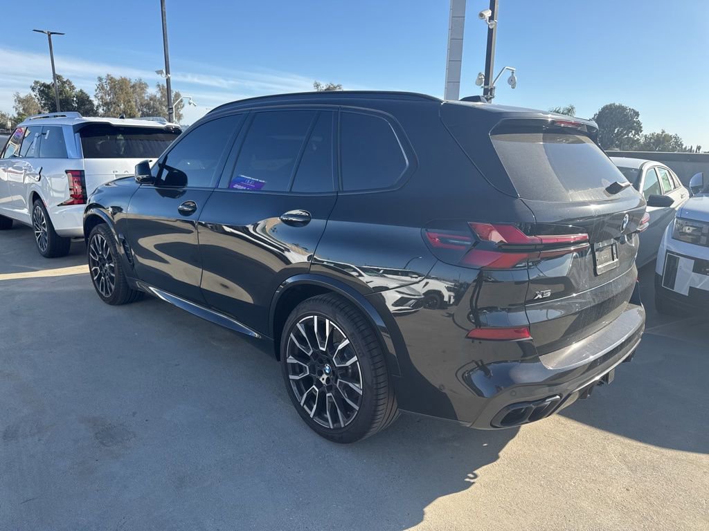 Used 2025 BMW X5 M60i image 4