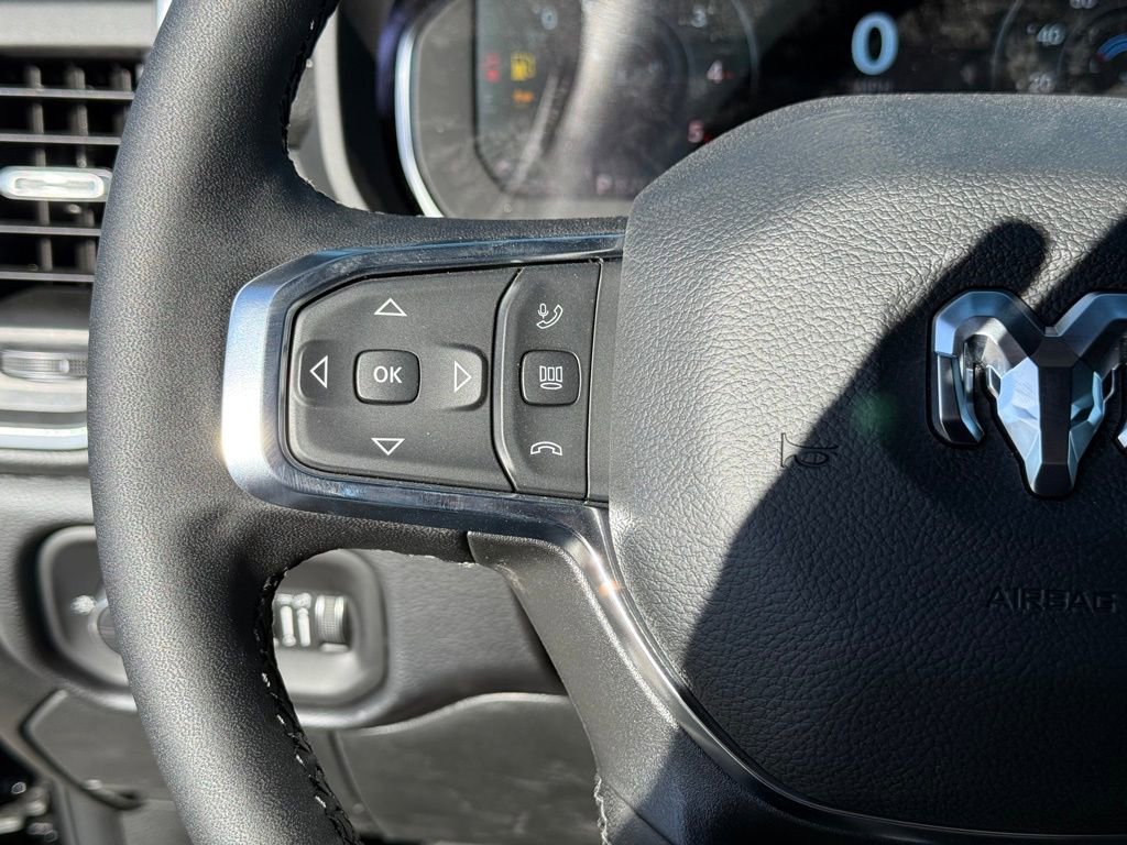 New 2026 RAM 2500 Laramie AWD/4WD image 15