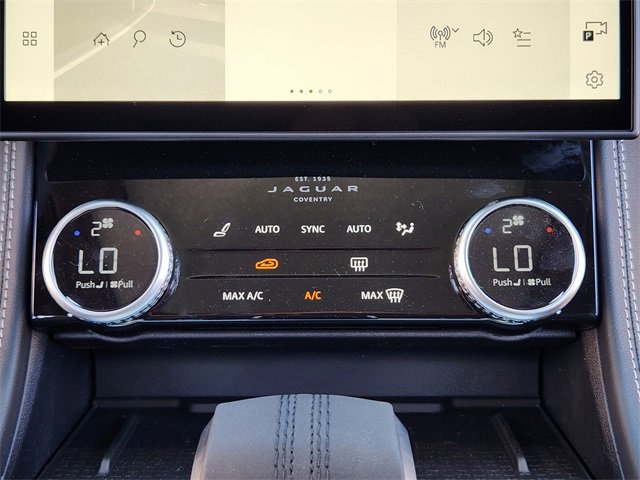 Used 2026 Jaguar F-PACE R-Dynamic S image 18