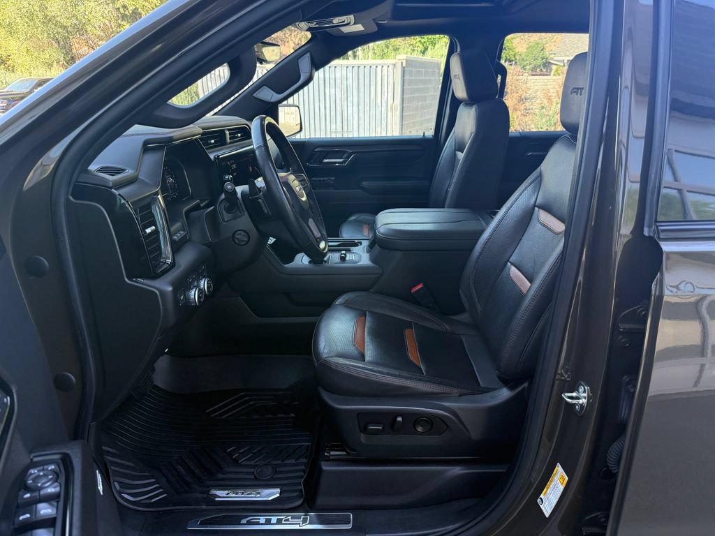 Used 2023 GMC Sierra 1500 AT4 w/ Technology Package AWD/4WD image 21