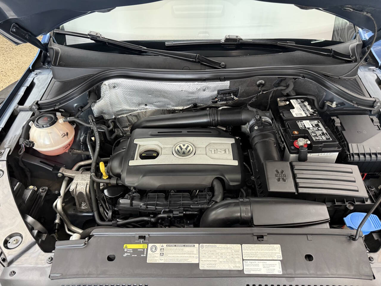 Used 2018 Volkswagen Tiguan Limited w/ Premium Package AWD/4WD image 30
