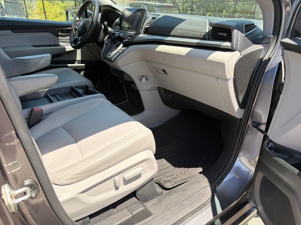 Used 2018 Honda Odyssey EX-L image 37