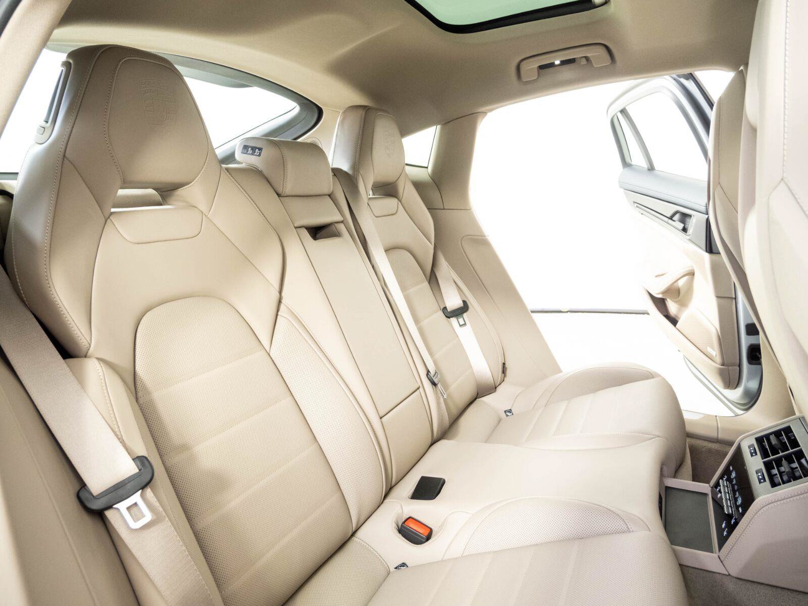 Certified 2026 Porsche Panamera 4 AWD/4WD image 23