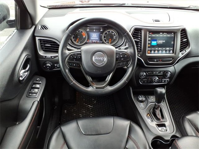 Used 2019 Jeep Cherokee Trailhawk w/ Cold Weather Group image 11