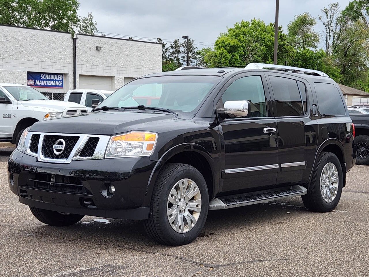 Used 2015 Nissan Armada Platinum w/ 2nd Row Captain Seat Package AWD/4WD image 7